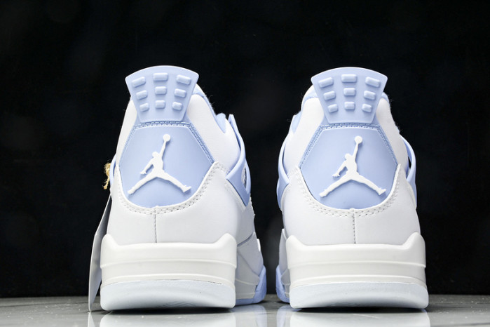 Air Jordan 4 "Forget Me Not" HV0823-100