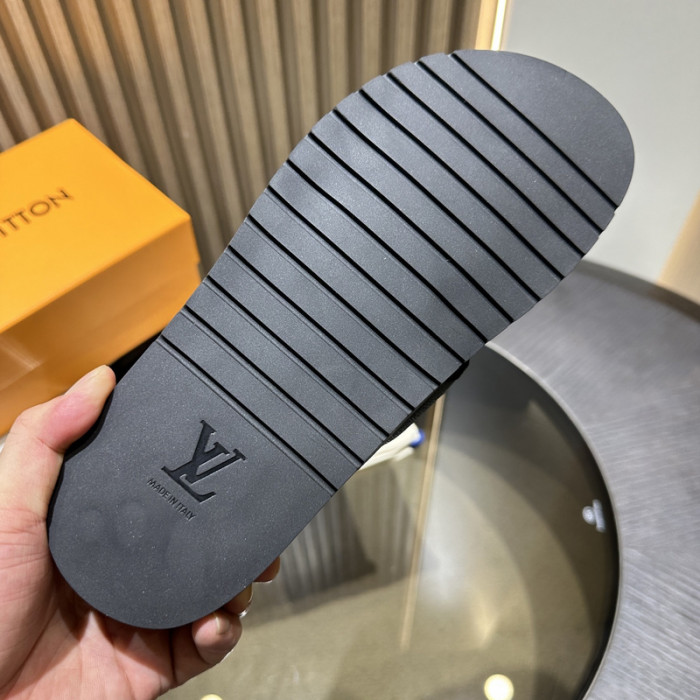 LVT SLIDE COPSHOE LVS-100