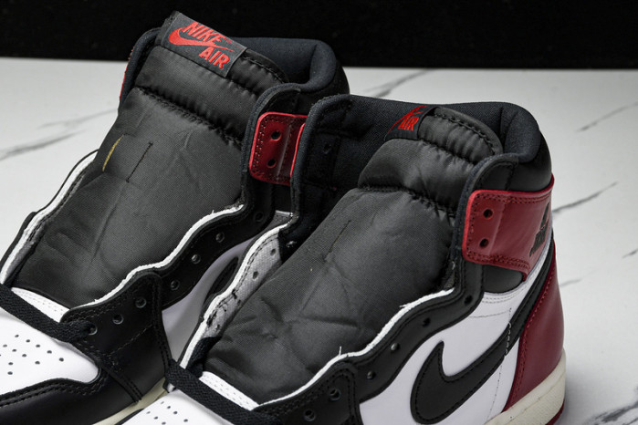 air jordan 1 high og black toe reimagined dz5485-106