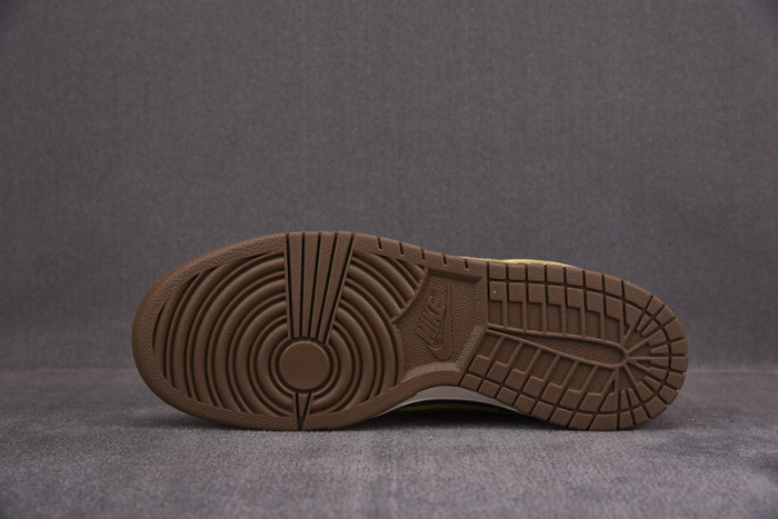 undefeated x dunk low sp 