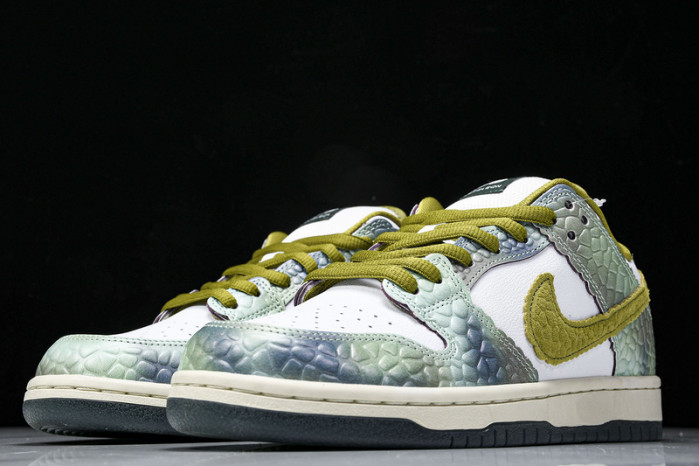 Nike SB Dunk Low Alexis Sablone Chameleon HJ3386-300
