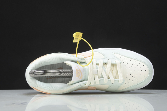 nike dunk low barely green (w) - dd1503-104